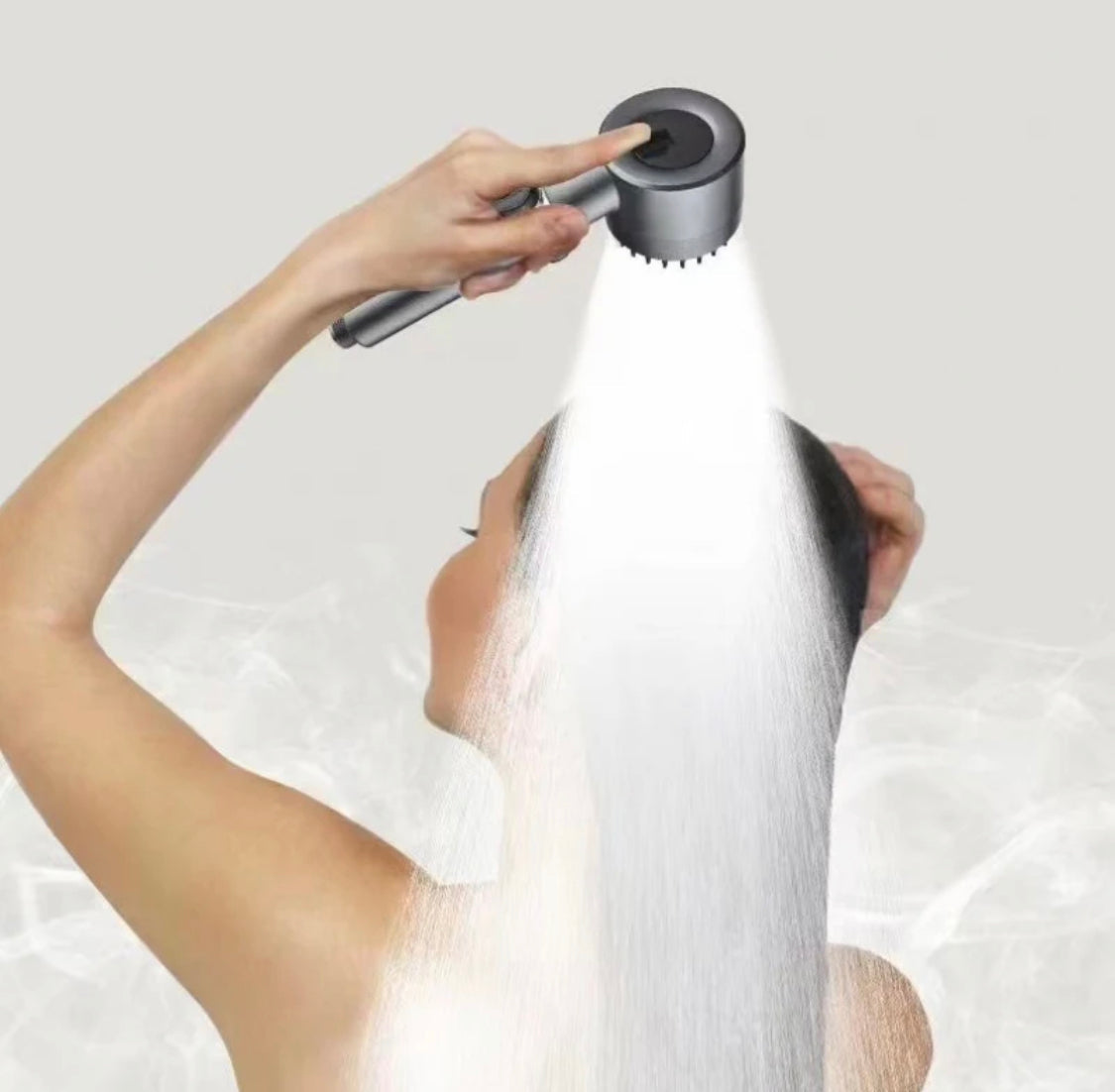 Wassersparender 4 in 1 Duschkopf