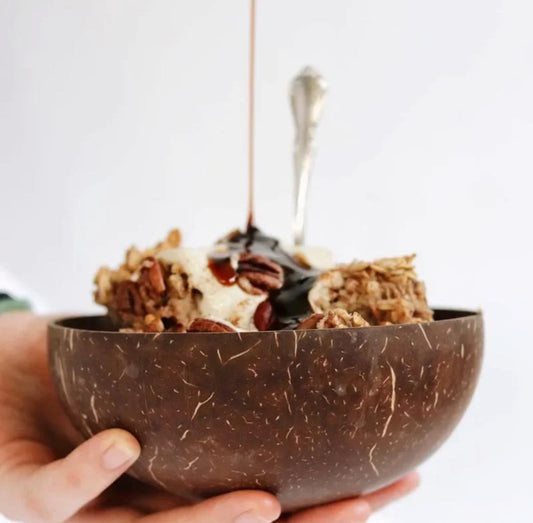 Kokosnuss-Schalen Schüssel mit Holz Löffel