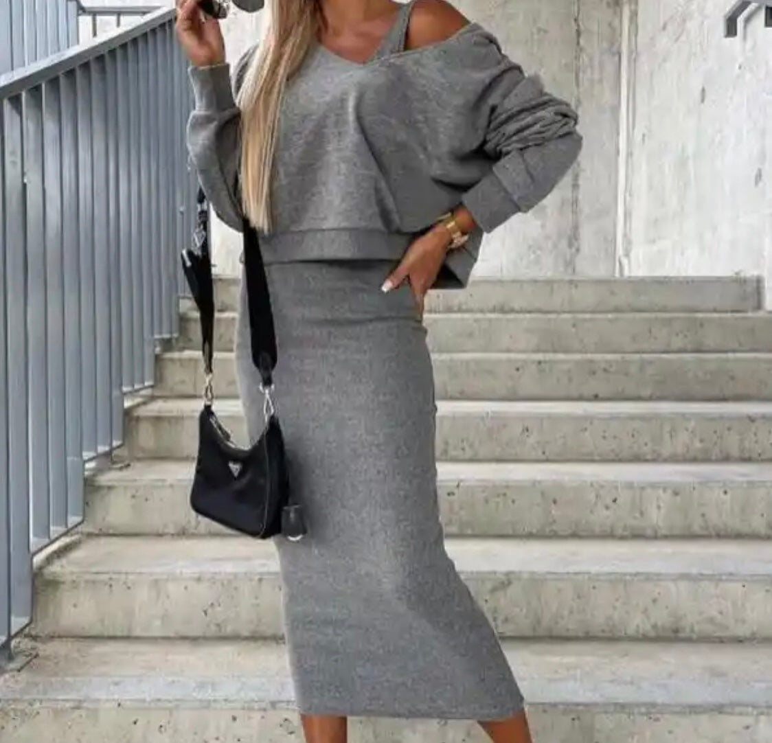 Everyday Kleid mit Pullover